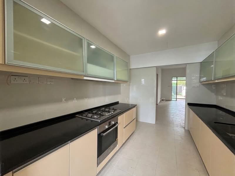 Pavilion Park, 319 Pavilion Circle, 4 Bedrooms, 4,094 sqft, Terraced House For Rent, by Kayla Wong, 500075161 - Kitchen - PropertyGuru.com.sg