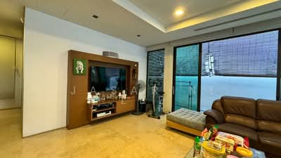For Sale - ⭐⭐ LANDED7772 @ D21 3 STOREY SEMI-DETACHED Mandarin Hoover Park