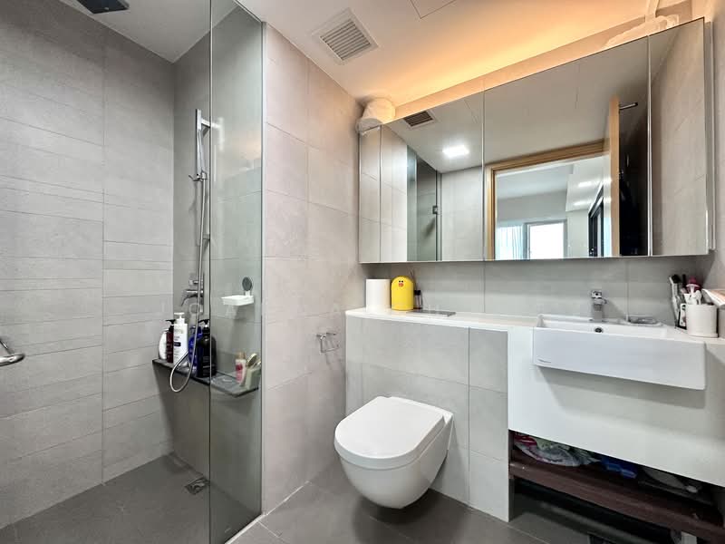 Eight Riversuites, 8 Whampoa East, 1 Bedroom, 441 sqft, Condominium For Rent, by Joanna Chung, 500075173 - Bathroom - PropertyGuru.com.sg