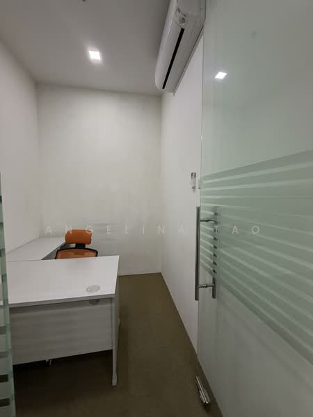 Solstice Business Centre, 23 New Industrial Road, 1,206 sqft, Light Industrial (B1) For Sale, by Angelina Tao, 500075177 - Interior - CommercialGuru.com.sg