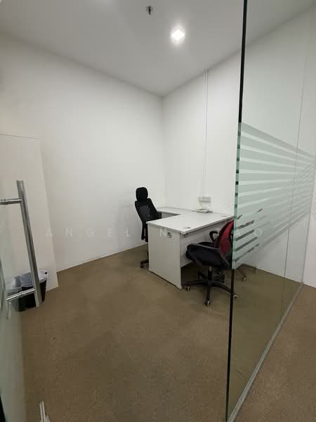 Solstice Business Centre, 23 New Industrial Road, 1,206 sqft, Light Industrial (B1) For Sale, by Angelina Tao, 500075177 - Study - CommercialGuru.com.sg
