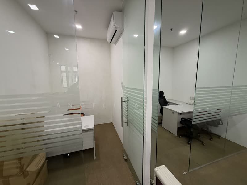 Solstice Business Centre, 23 New Industrial Road, 1,206 sqft, Light Industrial (B1) For Sale, by Angelina Tao, 500075177 - Interior - CommercialGuru.com.sg
