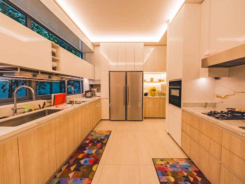 RARE Elevated Exclusive Detached in D11 Bungalow House For Sale at S$ 21,800,000 | PropertyGuru Singapore - Kitchen