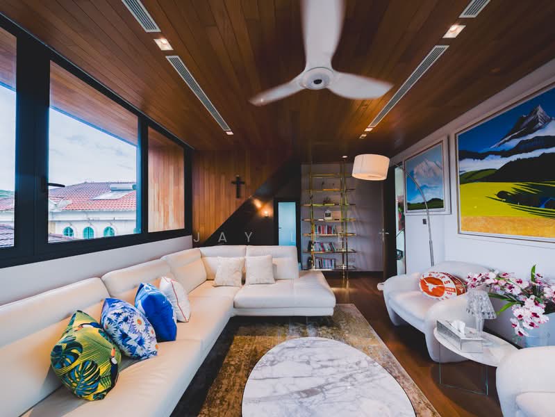 RARE Elevated Exclusive Detached in D11 Bungalow House For Sale at S$ 21,800,000 | PropertyGuru Singapore - Living Room