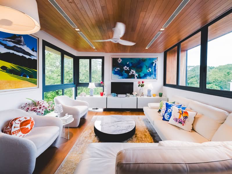 RARE Elevated Exclusive Detached in D11 Bungalow House For Sale at S$ 21,800,000 | PropertyGuru Singapore - Living Room