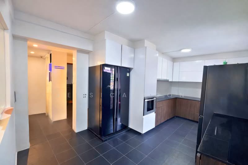 559 Hougang Street 51, 559 Hougang Street 51, 3 Bedrooms, 1,550 sqft, HDB Flat For Sale, by Jessica Soon, 500075196 - Kitchen - PropertyGuru.com.sg