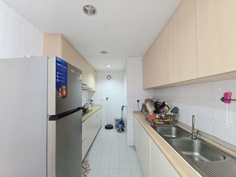 Cherryhill, 21 Lorong Lew Lian, 3 Bedrooms, 1,194 sqft, Condominium For Rent, by Idy Tee, 500075202 - Kitchen - PropertyGuru.com.sg