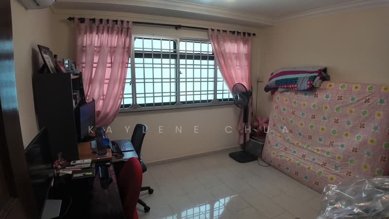 788C Woodlands Crescent HDB Flat For Sale at S$ 799,999 | PropertyGuru Singapore - Bedroom