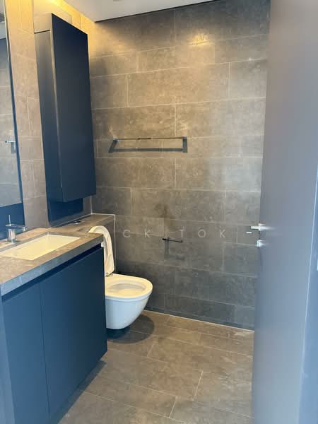 Skysuites @ Anson Condominium For Sale at S$ 1,498,000 | PropertyGuru Singapore - Bathroom