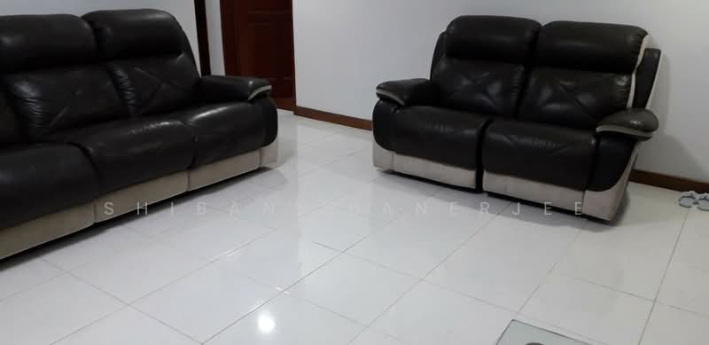 Melville Park, 28 Simei Street 1, Room Rental, 220 sqft, Apartment For Rent, by Shibani Banerjee, 500075238 - Living Room - PropertyGuru.com.sg