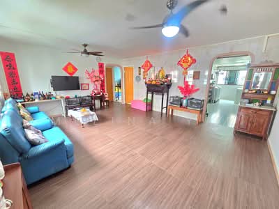 For Sale - 136 Yishun Ring Road