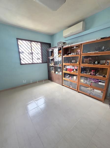 136 Yishun Ring Road HDB Flat For Sale at S$ 525,000 | PropertyGuru Singapore - Interior