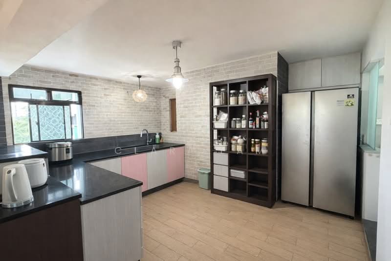 58 Geylang Bahru HDB Flat For Sale at S$ 980,000 | PropertyGuru Singapore - Dry Kitchen