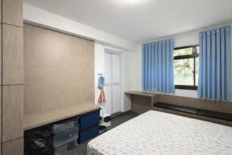 58 Geylang Bahru HDB Flat For Sale at S$ 980,000 | PropertyGuru Singapore - Master Bedroom
