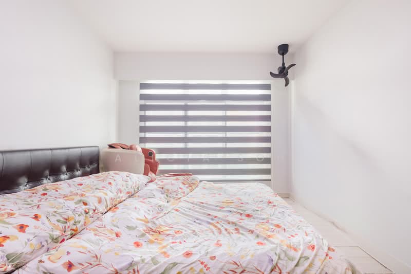 217C Compassvale Drive HDB Flat For Sale at S$ 888,000 | PropertyGuru Singapore - Bedroom