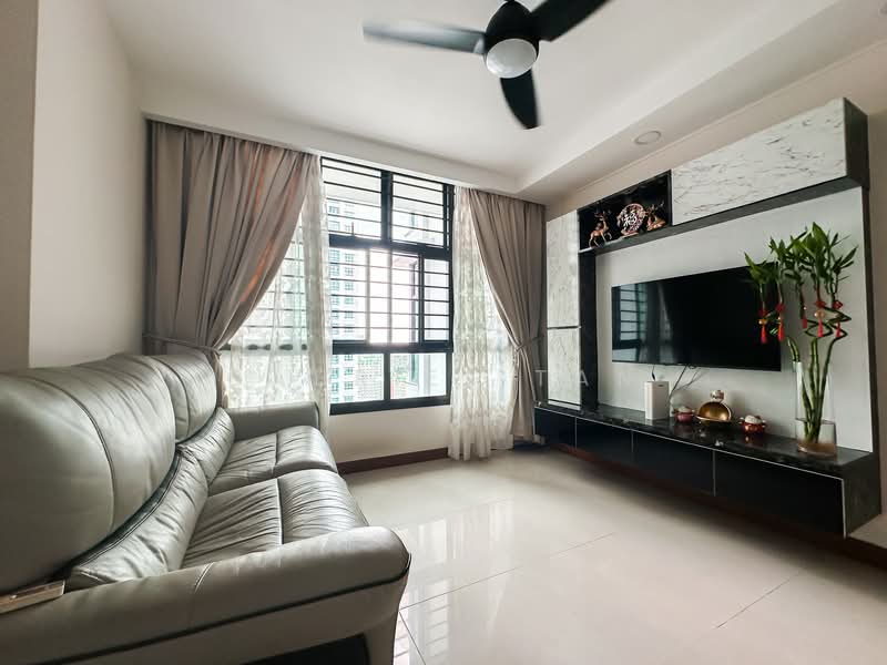 627 Senja Road, 627 Senja Road, Room Rental, 120 sqft, HDB Flat For Rent, by Gabriel Tan, 500075269 - Living Room - PropertyGuru.com.sg