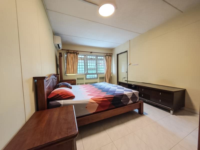 506 Choa Chu Kang Street 51 HDB Flat For Sale at S$ 630,000 | PropertyGuru Singapore - Bedroom