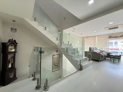 For Sale - Loyang Villas