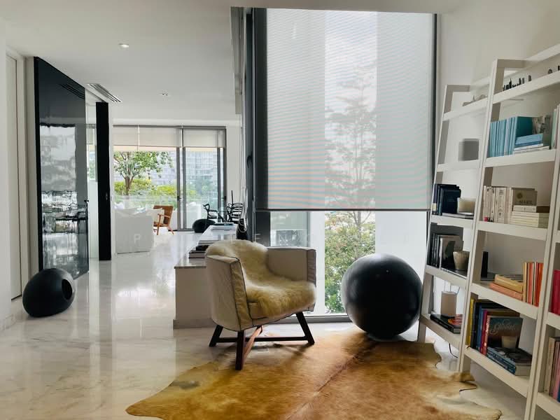 Marina Collection Condominium For Sale at S$ 3,380,000 | PropertyGuru Singapore - Living Room