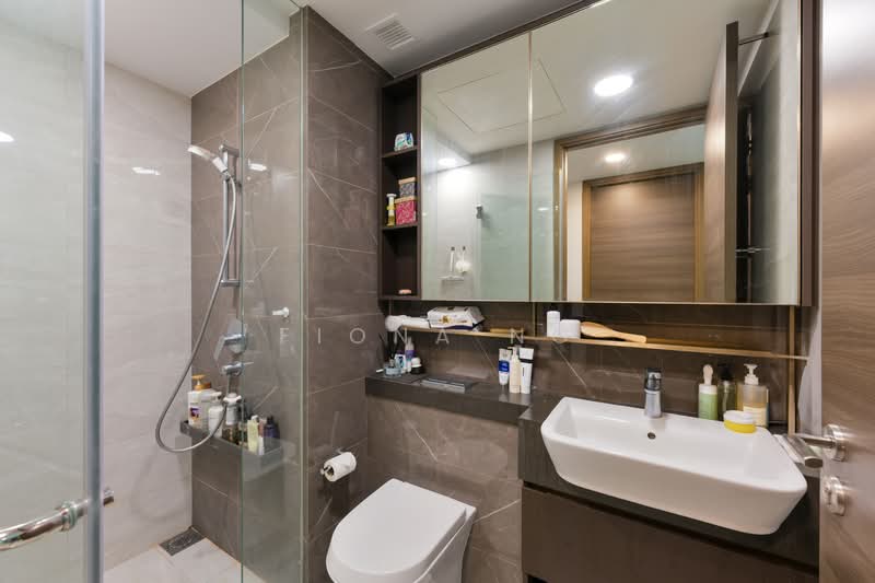 The Florence Residences Condominium For Sale at S$ 1,299,000 | PropertyGuru Singapore - Common Bathroom