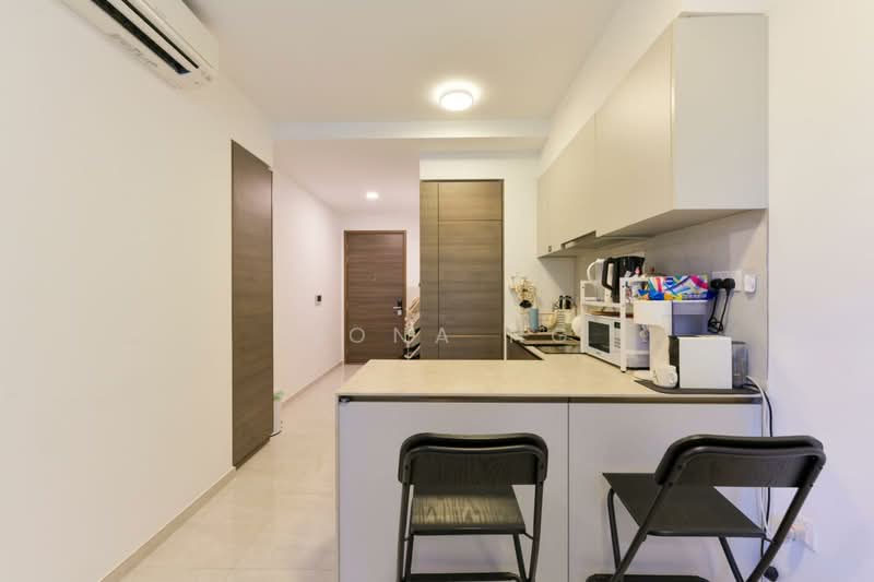 The Florence Residences Condominium For Sale at S$ 1,299,000 | PropertyGuru Singapore - Kitchen