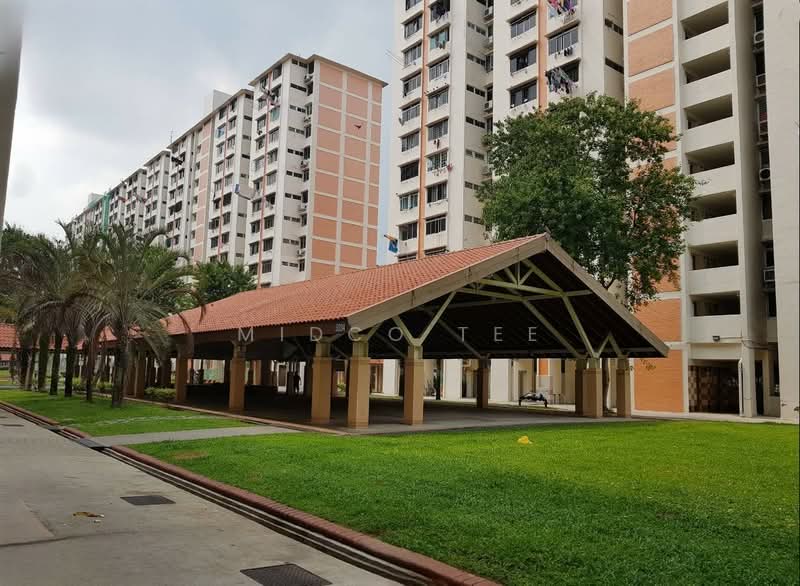 Bedok North Street 3, Bedok North Street 3, 1 Bedroom, 635 sqft, HDB Flat For Rent, by Midco Tee, 500075330 - Exterior - PropertyGuru.com.sg