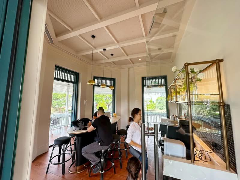 Haus On Handy Condominium For Sale at S$ 1,900,000 | PropertyGuru Singapore - Cafe w/ FOC drinks at colonial building