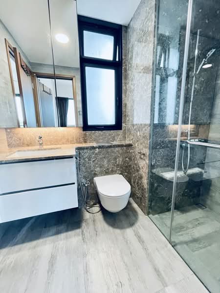 Fourth Avenue Residences Condominium For Sale at S$ 1,350,000 | PropertyGuru Singapore - Bathroom