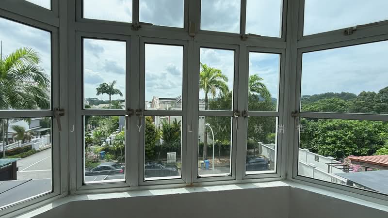 3 Storey Swiss View Spacious Family Size House near Bukit Timah, International Schools Terraced House For Sale at S$ 5,500,000 | PropertyGuru Singapore - View