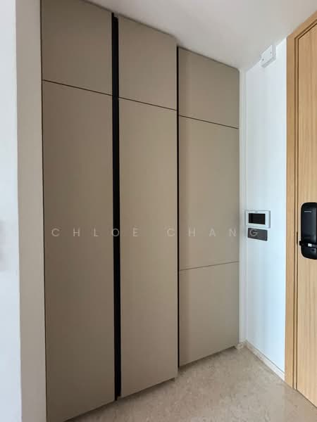 Hill House Condominium For Sale at S$ 2,200,000 | PropertyGuru Singapore - Entrance