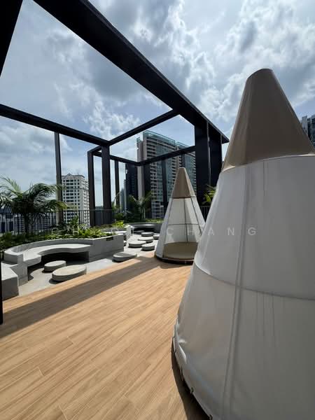 Hill House Condominium For Sale at S$ 2,200,000 | PropertyGuru Singapore - Exterior