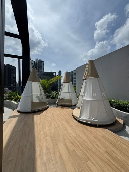 Hill House Condominium For Sale at S$ 2,200,000 | PropertyGuru Singapore - Exterior