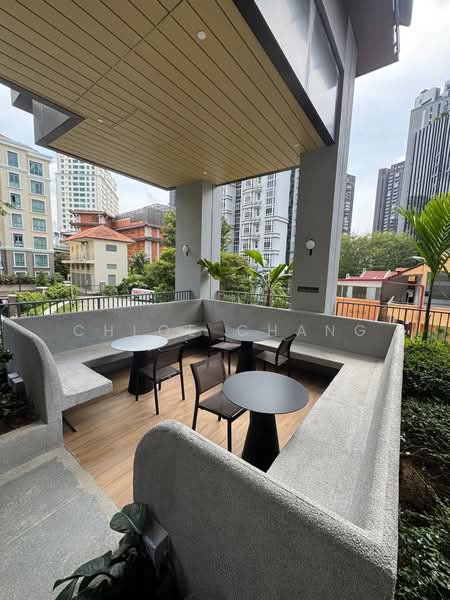 Hill House Condominium For Sale at S$ 2,200,000 | PropertyGuru Singapore - Exterior