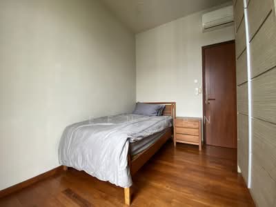 For Rent - Signature Park