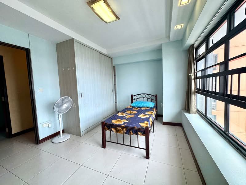 441A Clementi Avenue 3 HDB Flat For Sale at S$ 1,399,990 | PropertyGuru Singapore - Bedroom