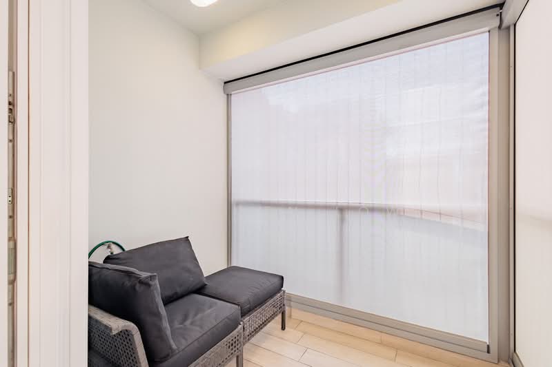 Imperial Heights Apartment For Sale at S$ 1,900,000 | PropertyGuru Singapore - Balcony