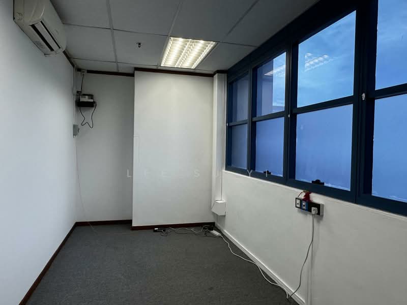 Ubi Techpark, 10 Ubi Crescent, 1,485 sqft, Light Industrial (B1) For Rent, by Lee Su Yi, 500075458 - Interior - CommercialGuru.com.sg