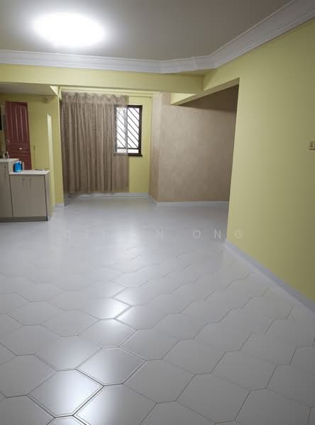 710 Hougang Avenue 2 HDB Flat For Sale at S$ 750,000 | PropertyGuru Singapore - Interior