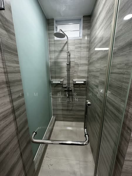 Sylvan Lodge, 143 Holland Road, Room Rental, 200 sqft, Apartment For Rent, by Lim Sher Han Sean, 500075475 - Bathroom - PropertyGuru.com.sg