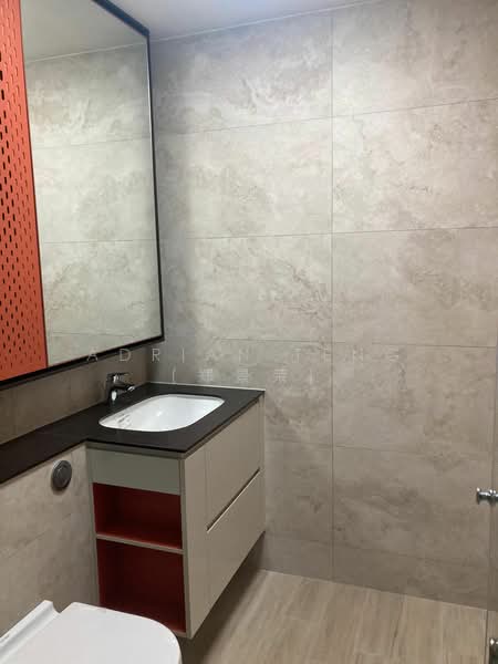 The Tre Ver Condominium For Sale at S$ 1,430,000 | PropertyGuru Singapore - Bathroom