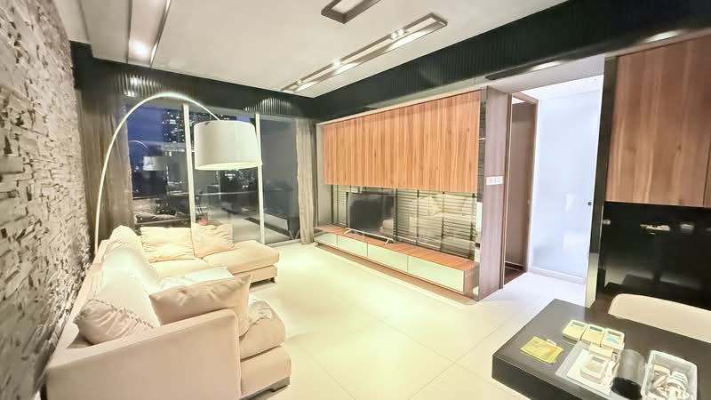 The Wharf Residence, 7 Tong Watt Road, 2 Bedrooms, 1,066 sqft, Condominium For Rent, by Steven Wen, 500075484 - Living Room - PropertyGuru.com.sg