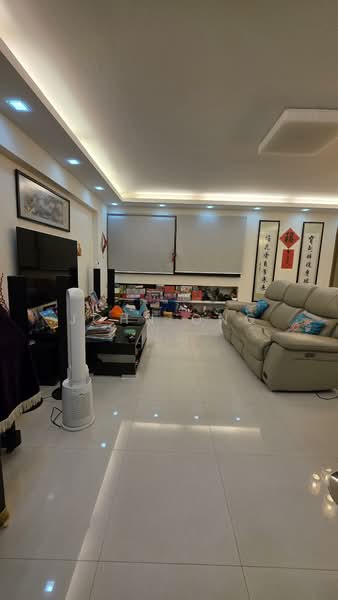 686D Choa Chu Kang Crescent HDB Flat For Sale at S$ 580,000 | PropertyGuru Singapore