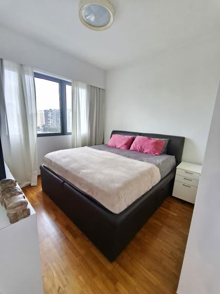 Watertown Condominium For Sale at S$ 970,000 | PropertyGuru Singapore - Bedroom