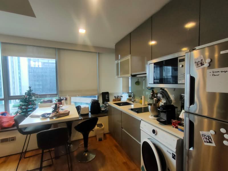 Lumiere Apartment For Sale at S$ 1,150,000 | PropertyGuru Singapore - Kitchen