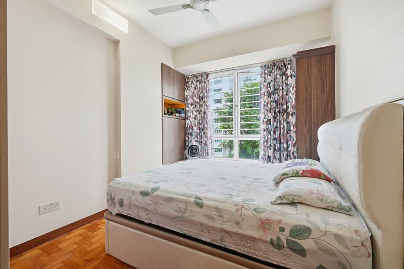 La Casa Condominium For Sale at S$ 1,250,000 | PropertyGuru Singapore - Bedroom