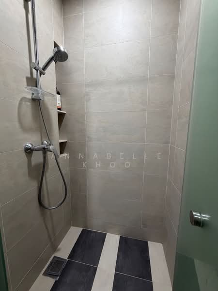 Parc Riviera, 101 West Coast Vale, Room Rental, 150 sqft, Condominium For Rent, by Annabelle Khoo, 500075570 - Bathroom - PropertyGuru.com.sg