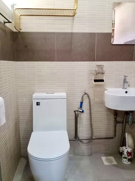 Junior Master Bathroom