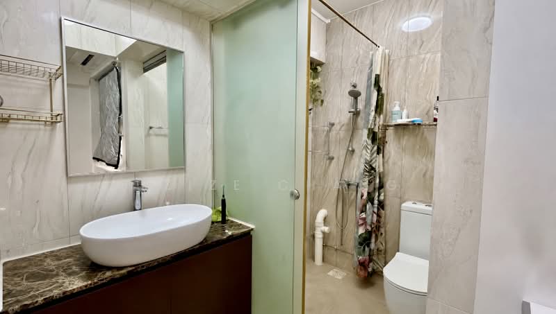 710 Clementi West Street 2, 710 Clementi West Street 2, 4 Bedrooms, 1,614 sqft, HDB Flat For Sale, by Elize Chang, 500075581 - Master Bathroom - PropertyGuru.com.sg