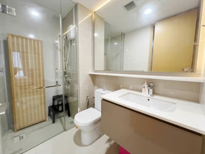 Bartley Ridge, 34 Mount Vernon Road, 2 Bedrooms, 721 sqft, Condominium For Rent, by Cheryl Tan, 500075586 - Bathroom - PropertyGuru.com.sg