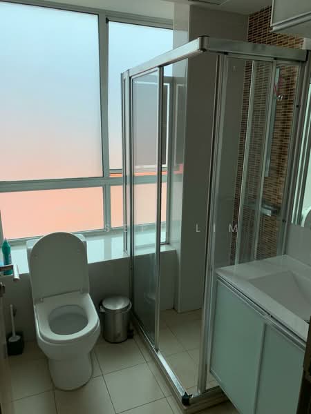 Fruition, 3 Mangis Road, 3 Bedrooms, 1,100 sqft, Condominium For Rent, by Joseph Lim, 500075588 - Bathroom - PropertyGuru.com.sg